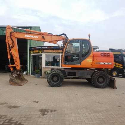 боковое стекло Doosan SOLAR 140-500 LC-V DSNS0007