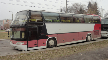 лобовое стекло Neoplan Spaceliner N117 нижнее 